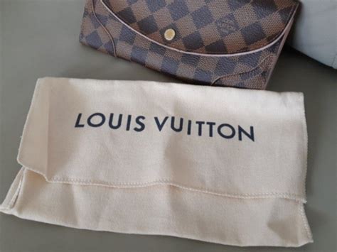 busta dust bag louis vuitton originale|authentic lv dust bag.